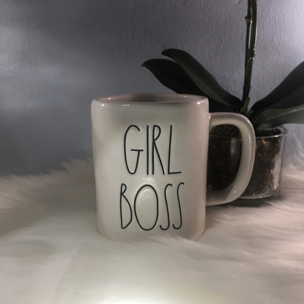 Rae Dunn GIRL BOSS Mug 👩🏻‍💼